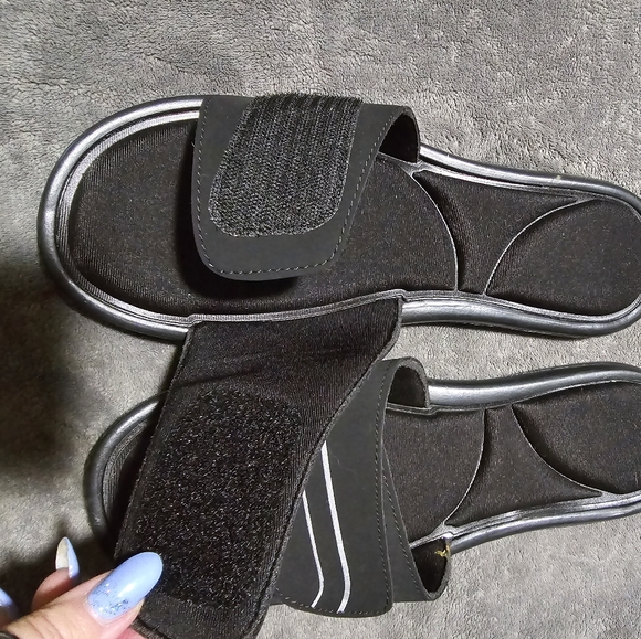 no name brand Other - Black adjustable slides size large about 9/10 no name brand new only worn once.